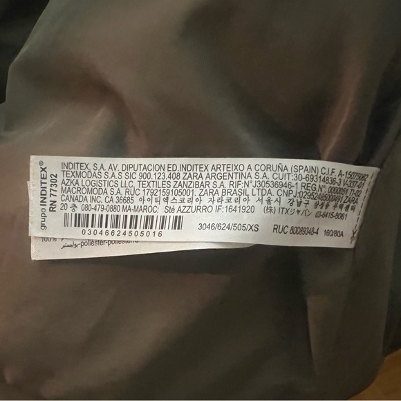 Puffer Vest - Picture 2 of 3